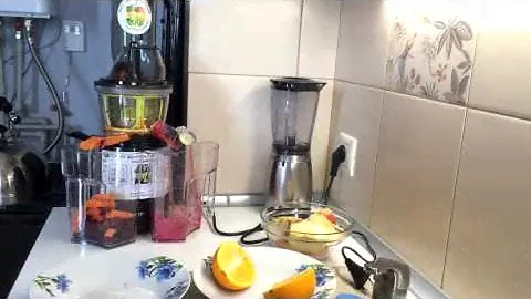 Тест шнековой соковыжималки SCARLETT SC-JE50S22